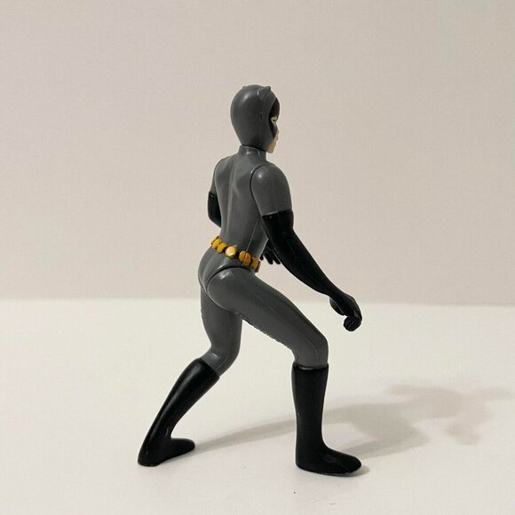 1993 Kenner Batman The Animated Series Catwoman Action Figure DC Comics 4 Inch - Picture 11 of 16